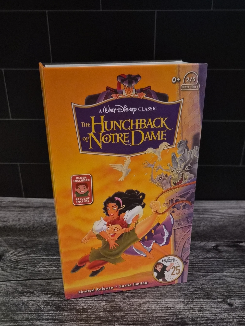 Disney Classic VHS Plush Boxes (Series 1): The Hunchback of Notre Dame